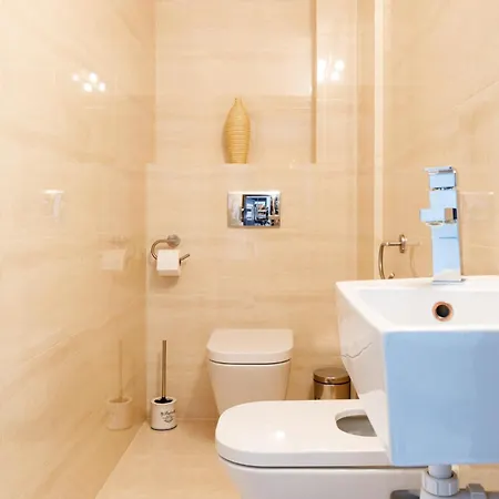 Golden - Two Bedrooms - Great Location&legnicka Breslavia