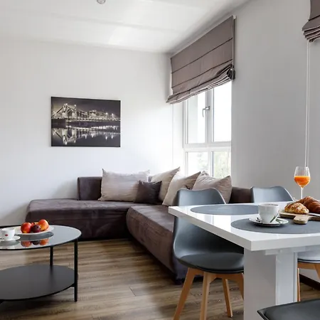 Golden - Two Bedrooms - Great Location&legnicka Apartamento