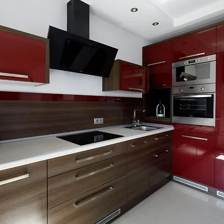 Golden - Two Bedrooms - Great Location&legnicka Daire